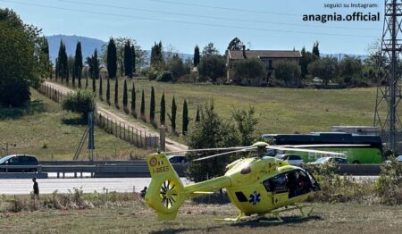 Incidente sull’A1 tra Anagni e Colleferro: gravemente ferito un automobilista, trasportato in eliambulanza al San Camillo