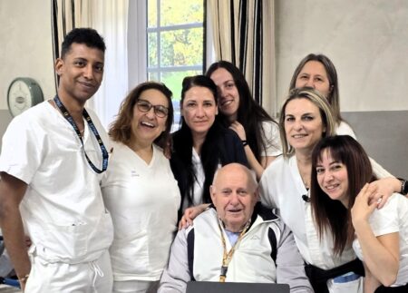 “In ricordo di Johanna, una donna gentile pronta a porgere una mano a chi ne aveva bisogno”