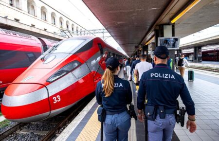 Sicurezza a Roma: raffica di controlli tra Termini, litorale e movida, decine di arresti nel weekend