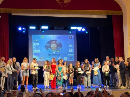 Fiuggi, le voci dei giovani conquistano il Teatro Comunale