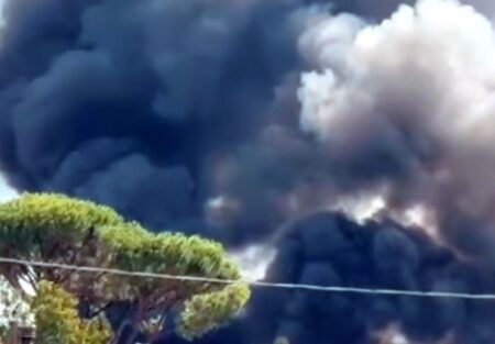 Incendio in un capannone a Valmontone