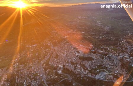 Villaggio Blu, raccolta differenziata nel caos