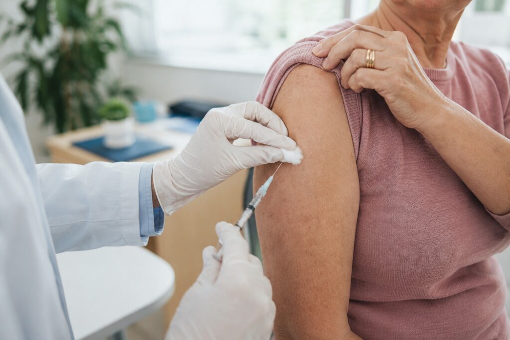 Lazio, al via la campagna contro l’influenza: 1,38 milioni di dosi