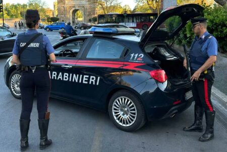 Sicurezza a Roma e provincia, maxi offensiva delle Forze dell’Ordine: blitz nei quartieri e nei centri del litorale