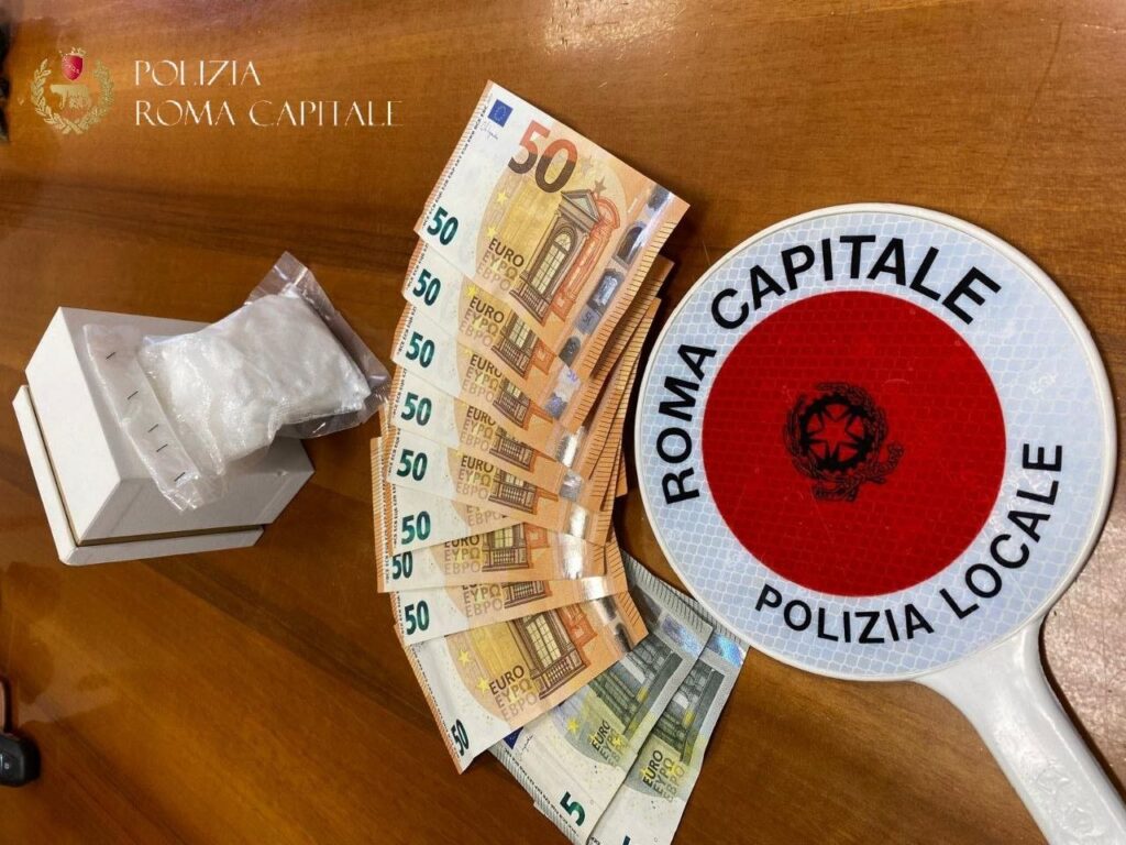 Sicurezza, un’altra giornata di lavoro per le Forze dell’Ordine: dai blitz sul litorale alle stazioni, fino al Carabiniere che interviene fuori servizio