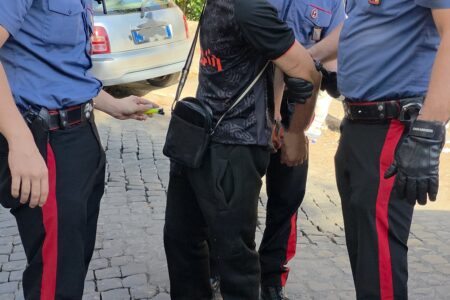 Roma Quarticciolo, blitz dei Carabinieri durato 12 ore: 11 arresti e mille dosi sequestrate