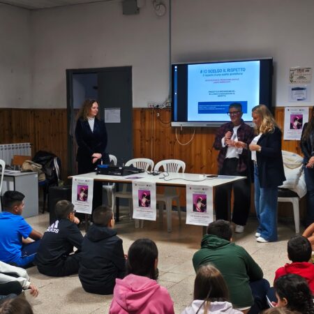 “Io scelgo il rispetto”, a Serrone parte il progetto contro il bullismo nella scuola secondaria di primo grado