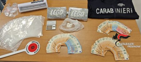 Frosinone, blitz in zona Cavoni: due arresti e oltre due chili di cocaina sequestrati