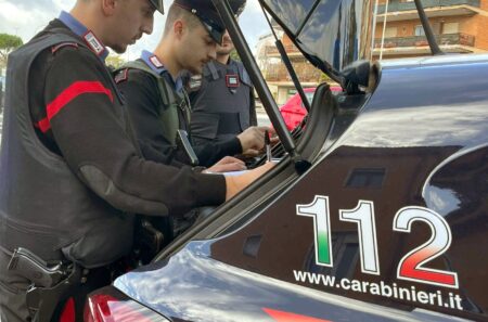 San Basilio, blitz in un appartamento occupato: tre arresti per spaccio e una denuncia per occupazione abusiva
